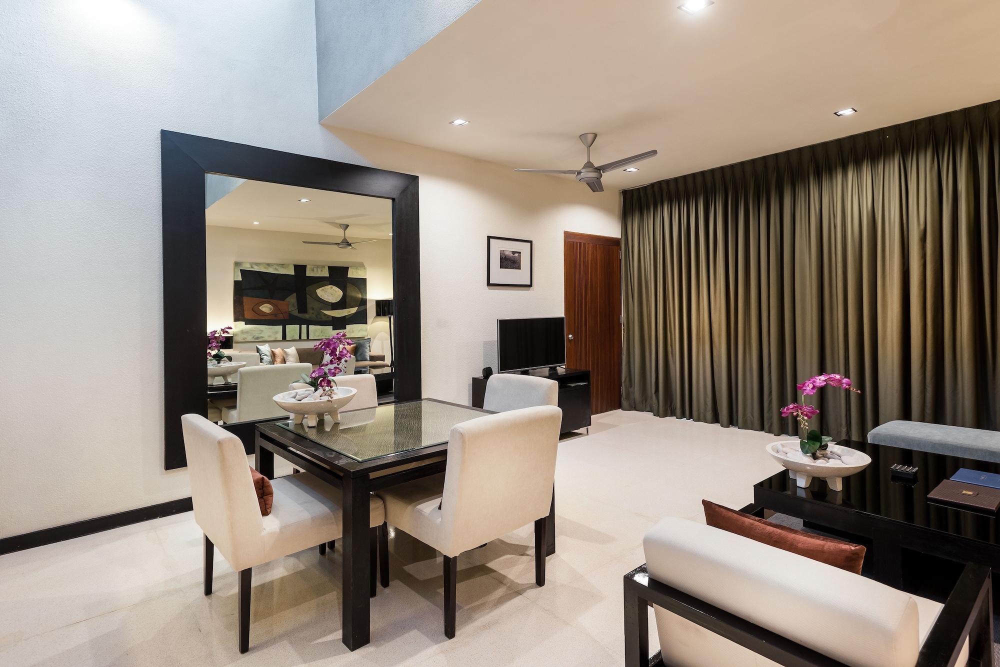 Cicada Luxury Townhouses Seminyak Exterior foto