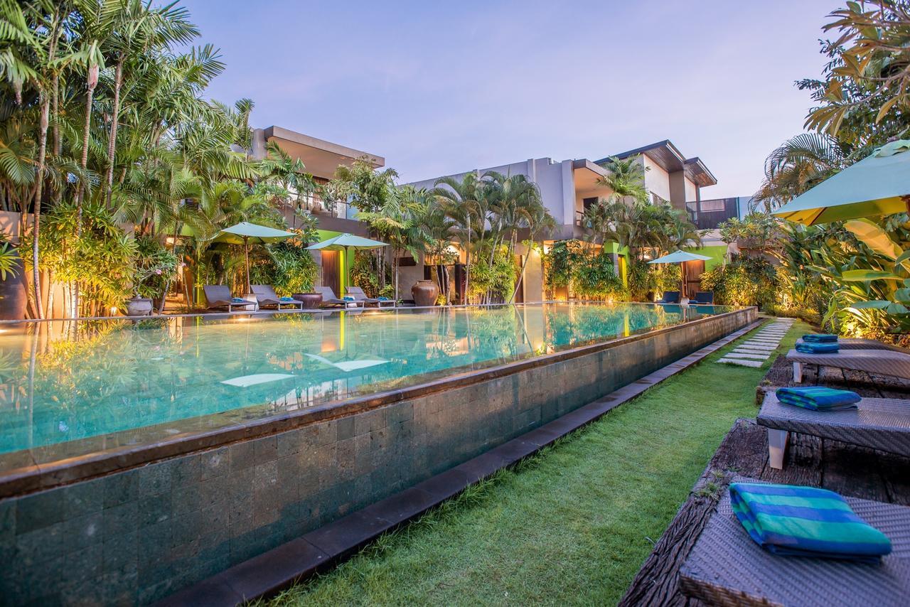 Cicada Luxury Townhouses Seminyak Exterior foto